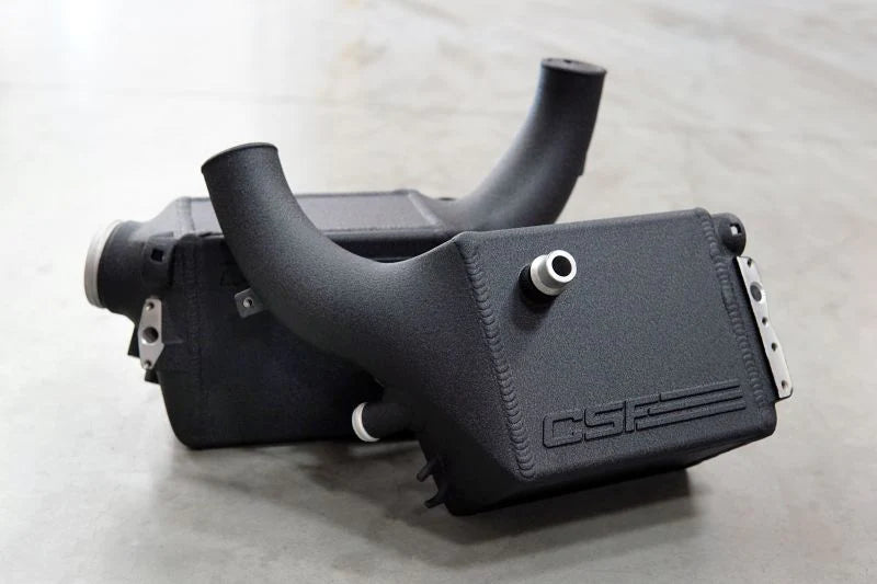 CSF BMW M5 (F9X) / BMW M8 Twin Charge-Air-Cooler Set – Crinkle Black